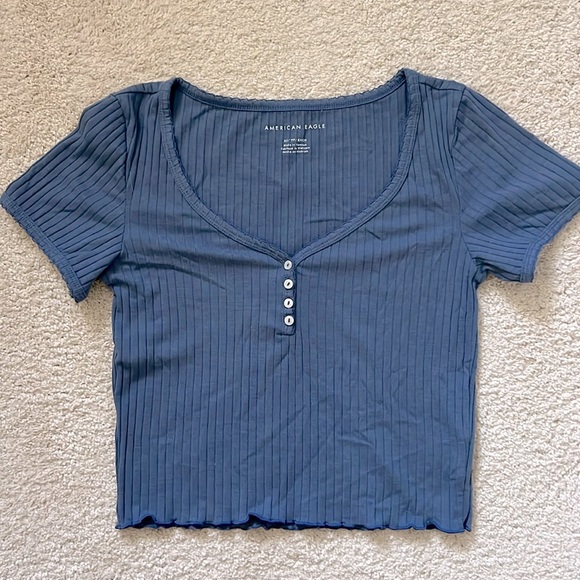 American Eagle Outfitters Tops - American Eagle Crop Top